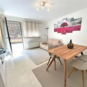 schnes-appartement-in-vianden-beim-schloss.luxembourghotelsguide.com/